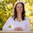 Eleni Kennebeck Albrechta